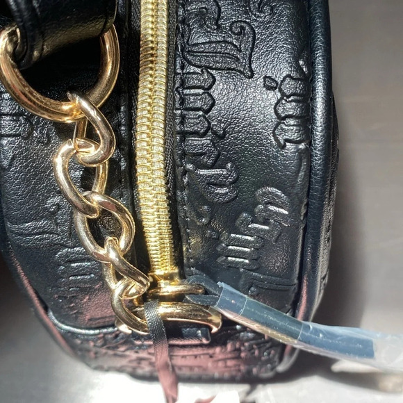 Juicy Couture Camera Crossbody - Picture 5 of 6